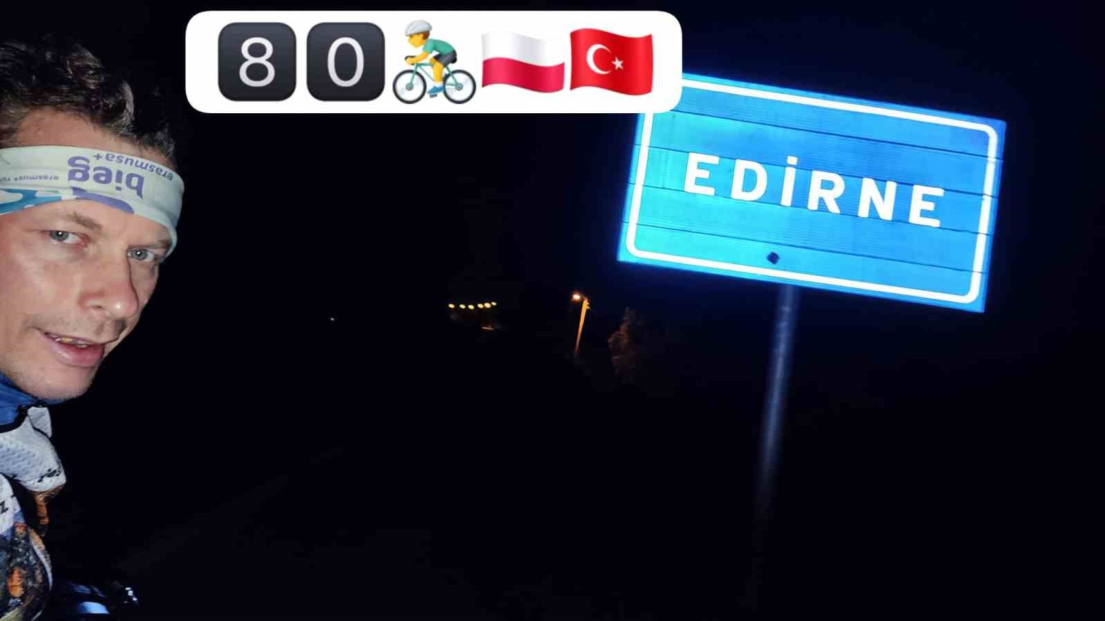 Hastalığıyla mücadele için 100 gün bisiklet sürecek Polonyalı Türkiye’de İhlas Haber Ajansı